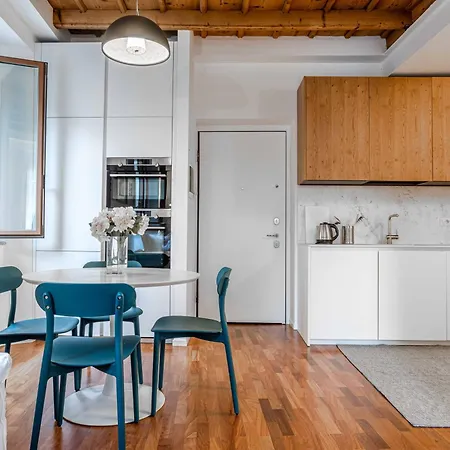 Easylife - - Mora 2 - Navigli